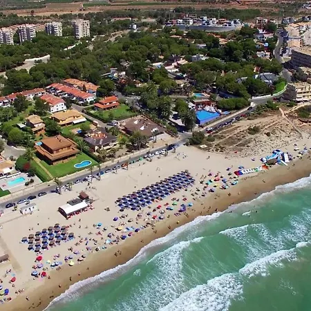 2-bedroom And Living Near Campoamor